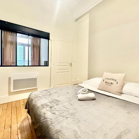 Le Pantheon, Urbain Et Authentique Apartamento Limoges Exterior foto